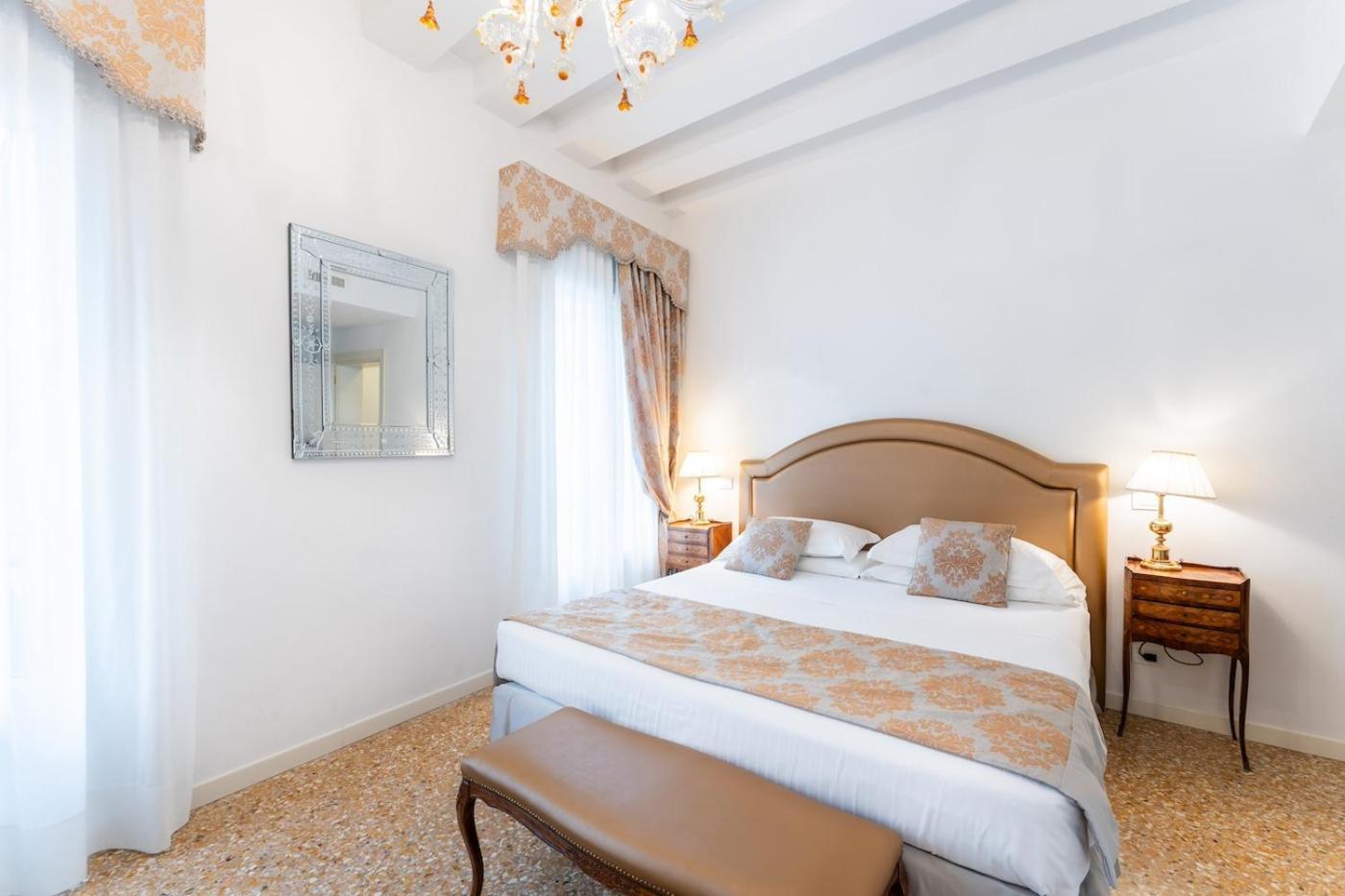 San Teodoro Palace - Luxury Apartments Venice Ngoại thất bức ảnh