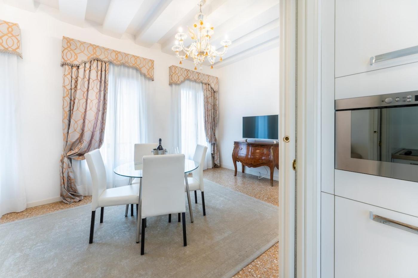 San Teodoro Palace - Luxury Apartments Venice Ngoại thất bức ảnh