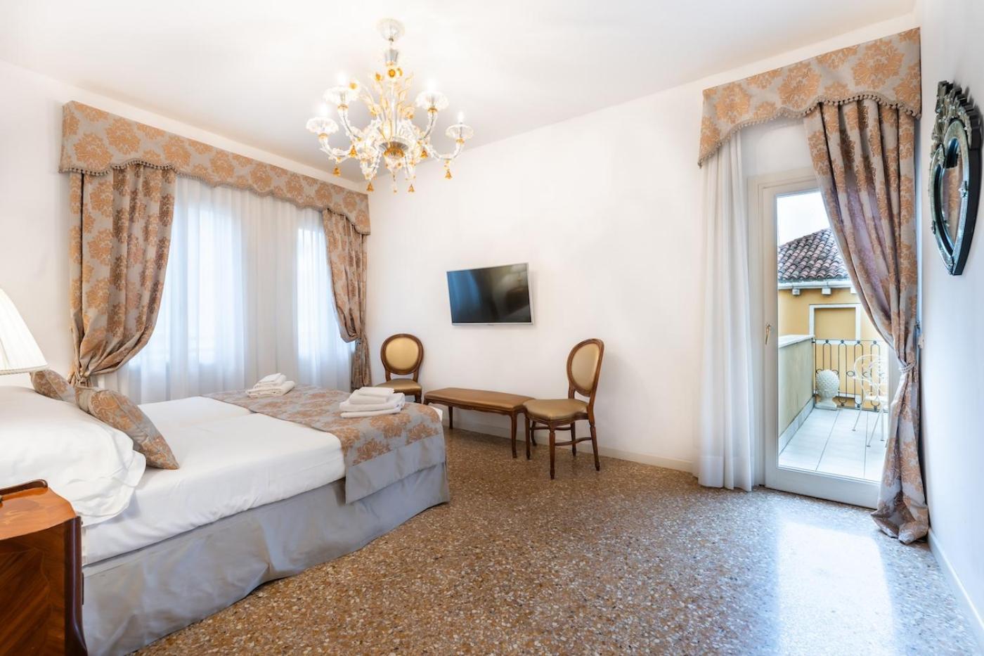 San Teodoro Palace - Luxury Apartments Venice Ngoại thất bức ảnh